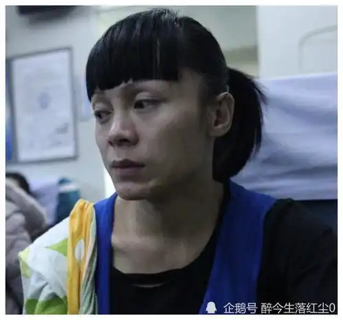 夜场小王子李二毛为了爱情变成女人,却遭男友抛弃,结局凄惨
