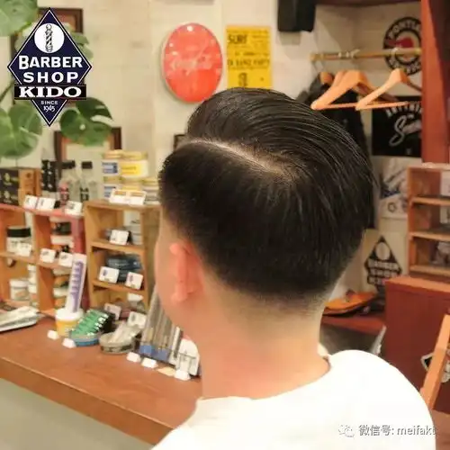 每一个男生,都应该剪一个渐层发型
