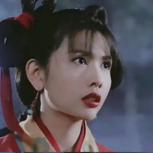 明媚皓月初见便是钟情
