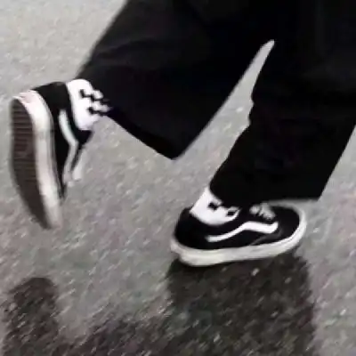 矜世优质部位男头历经万般红尘男生头像我要个性网
