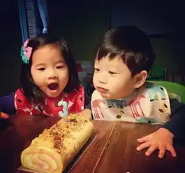 生一个儿子一个女儿真的是件再幸福不过的事
