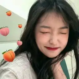 阳光爱笑开朗女生头像恶作剧之吻
