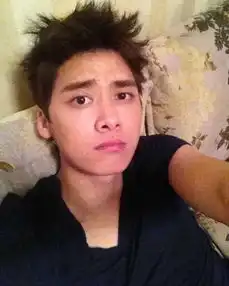 当红男星素颜照鹿晗有黑眼圈杨洋堪称完美

