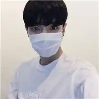 男生头像戴口罩帅气图片
