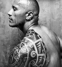 强森纹身图片,巨石强森纹身,强森的纹身第3页七丽时尚网
