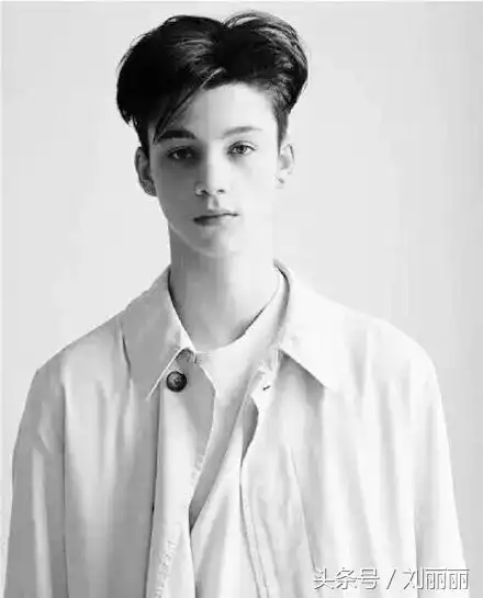 属于90后的男士发型,个性,帅气,有感觉