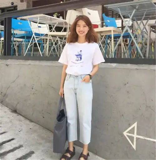 小胸也性感,这些夏日单品拯救了飞机场

