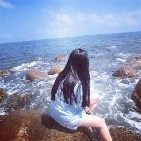 怀孕后婆婆搬去小姑子家,我做完月子她才回来,看到她我哭成泪人
