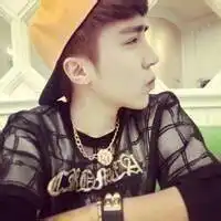 各位亲爱的,我求你们帮我找找这张图对应的情侣头像,我真的真的很需要跪求
