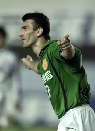 体育图片国安30力帆米伦进球庆祝
