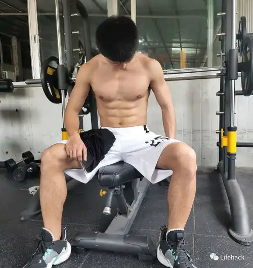 中国男生的腿,都练的怎么样了
