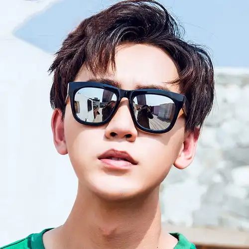 太阳镜男女韩版墨镜防紫外线遮阳镜女潮明星款复古运动旅游必备
