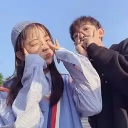 2019青春幸福个性情侣头像大全
