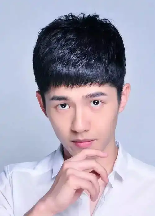 我想问秋冬你想好新发型了嘛
