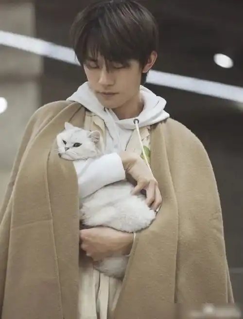 千玺写信暴露自己私下的真实状态,没想到你是这样的千玺
