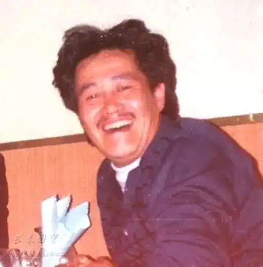 吴彦祖近照神似赵本山,网友惊呼男神也难逃赵本山定律
