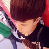 男生长脸适合的发型图片
