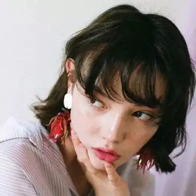 欧美头像女精致的欧美姑娘头像
