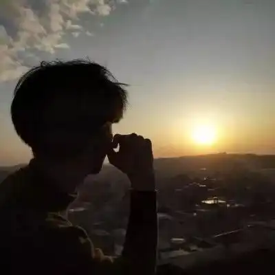 男生头像遇到可爱的人,生活一下子不艰难了
