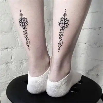 好看纹身头像女生小腿后部小清新纹身漂亮的图片
