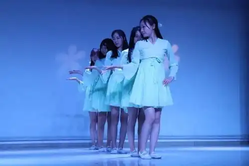 晚会第一弹一期一会,世当珍惜
