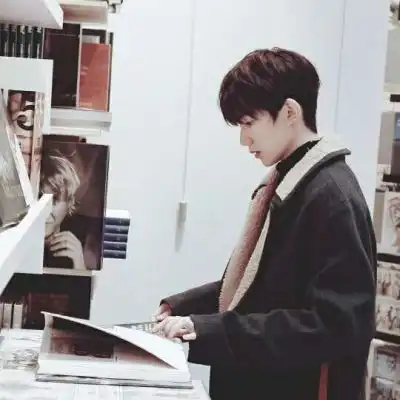 爱豆头像易烊千玺王俊凯王源
