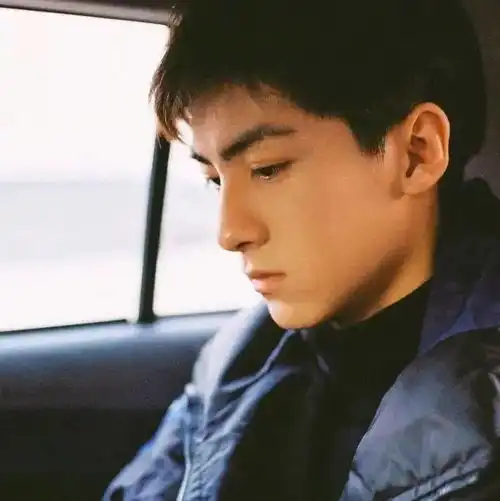 男生头像男朋友幼稚的像个小朋友是什么体验
