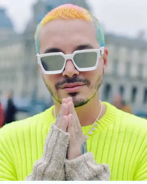 他居然是今年潮流圈最火的男明星
