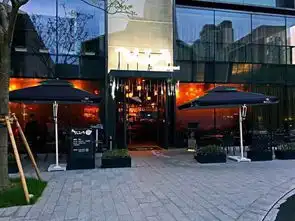 魔都独一无二的圣诞专属双拼大餐当然要霸气的牛菲力拼古巴龙虾咯
