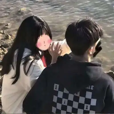 情侣头像新年超幸福的真人情头