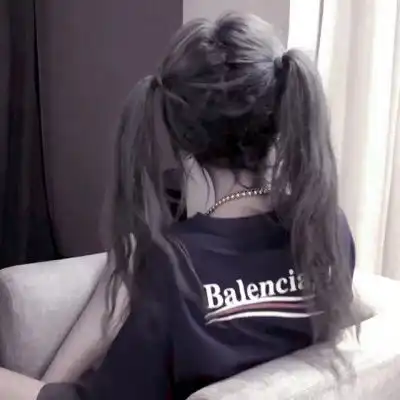 双马尾头像可爱真人软妹双马尾背影头像图片
