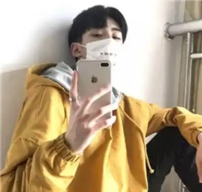 小哥哥深受妹子打call,全靠这款网红发型
