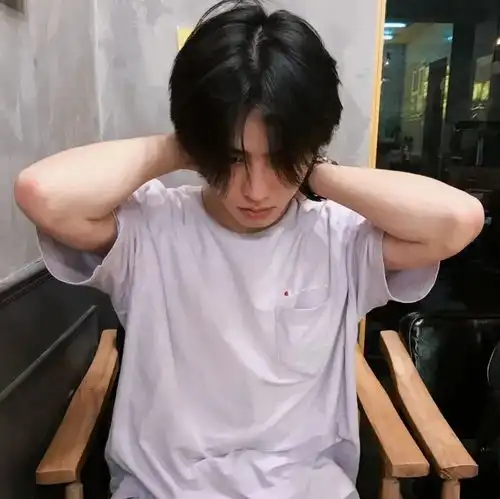 薛之谦头像小男孩张力也