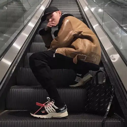 欧美帅气男生头像
