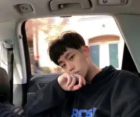 学习成绩被游戏耽误了的4大星座,自制力差总是忍不住玩手机
