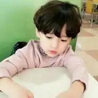 男生小孩头像调皮可爱帅气的男生小孩头像
