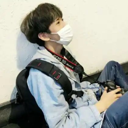 有个性的微信头像男,男生头像其实简单低调能吸引女人就行

