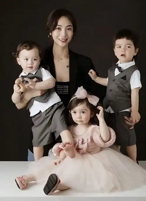 山东姑娘李雪珂身家过亿,未婚生下混血三胞胎,声称不需要男人
