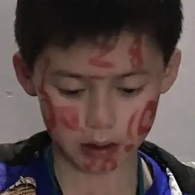帅气小男孩头像
