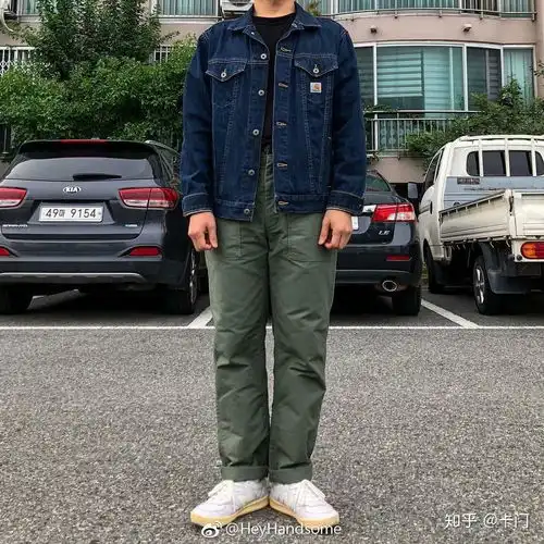 微胖的男生身高176,体重140怎么穿搭
