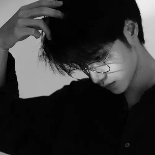 男生头像申请成为你的夏天
