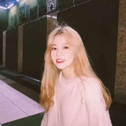 梓梅女生头像第九期
