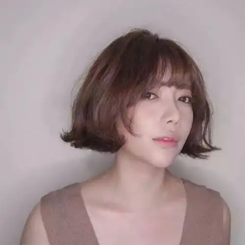 今年秋冬最火的发型合辑想要变美随意挑选吧
