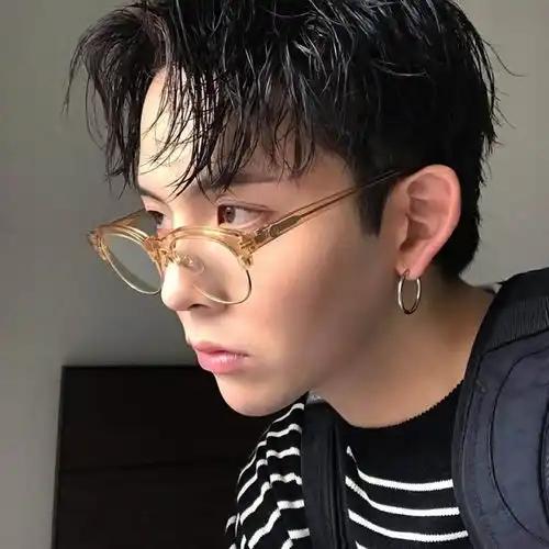 超级好看的男生头像第二期
