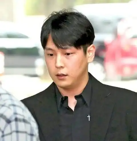 韩国男星性侵粉丝判有期徒刑3年恶魔在人间韩国男星性侵粉丝还寄给受害者有期徒刑3年缓刑5年
