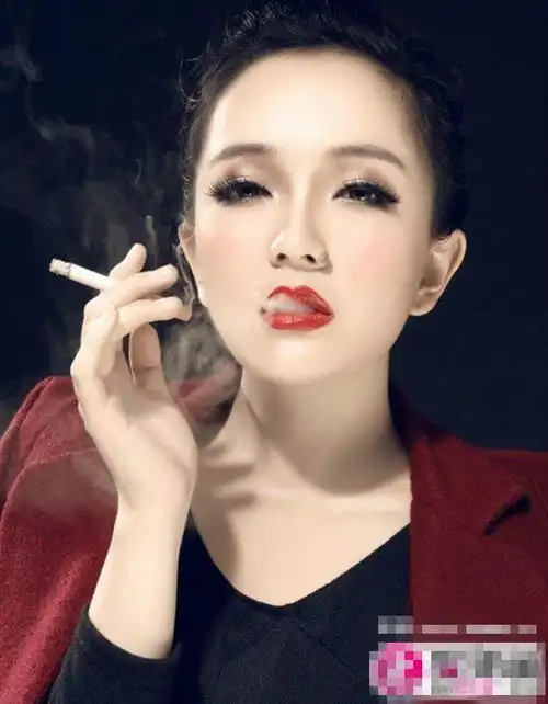 女生能做到这几点,想不吸引男生的目光都难
