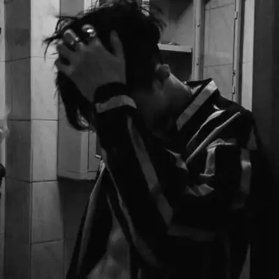 成熟小清新帅气男生头像