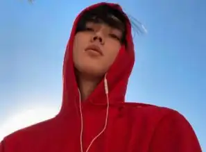 霸气十足的帅气男生网名独一无二我拽我的关你屁事
