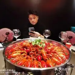 湖小龙三里屯店的油焖极品龙虾好不好吃用户评价口味怎么样北京美食油焖极品龙虾实拍图片大众点评
