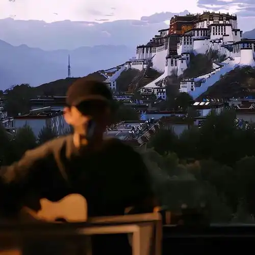 10张非常帅气的男生头像
